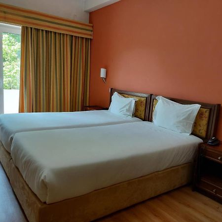 שאבס Petrus Hotel מראה חיצוני תמונה