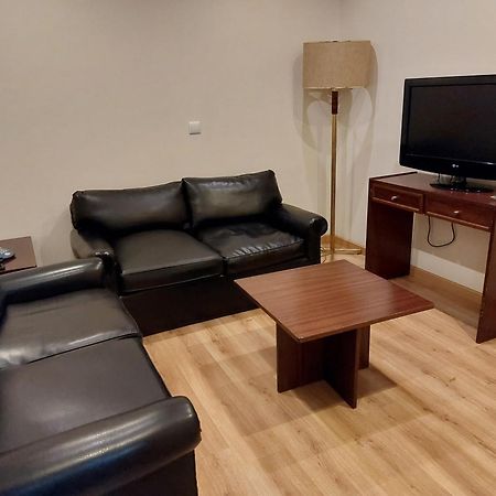 שאבס Petrus Hotel מראה חיצוני תמונה