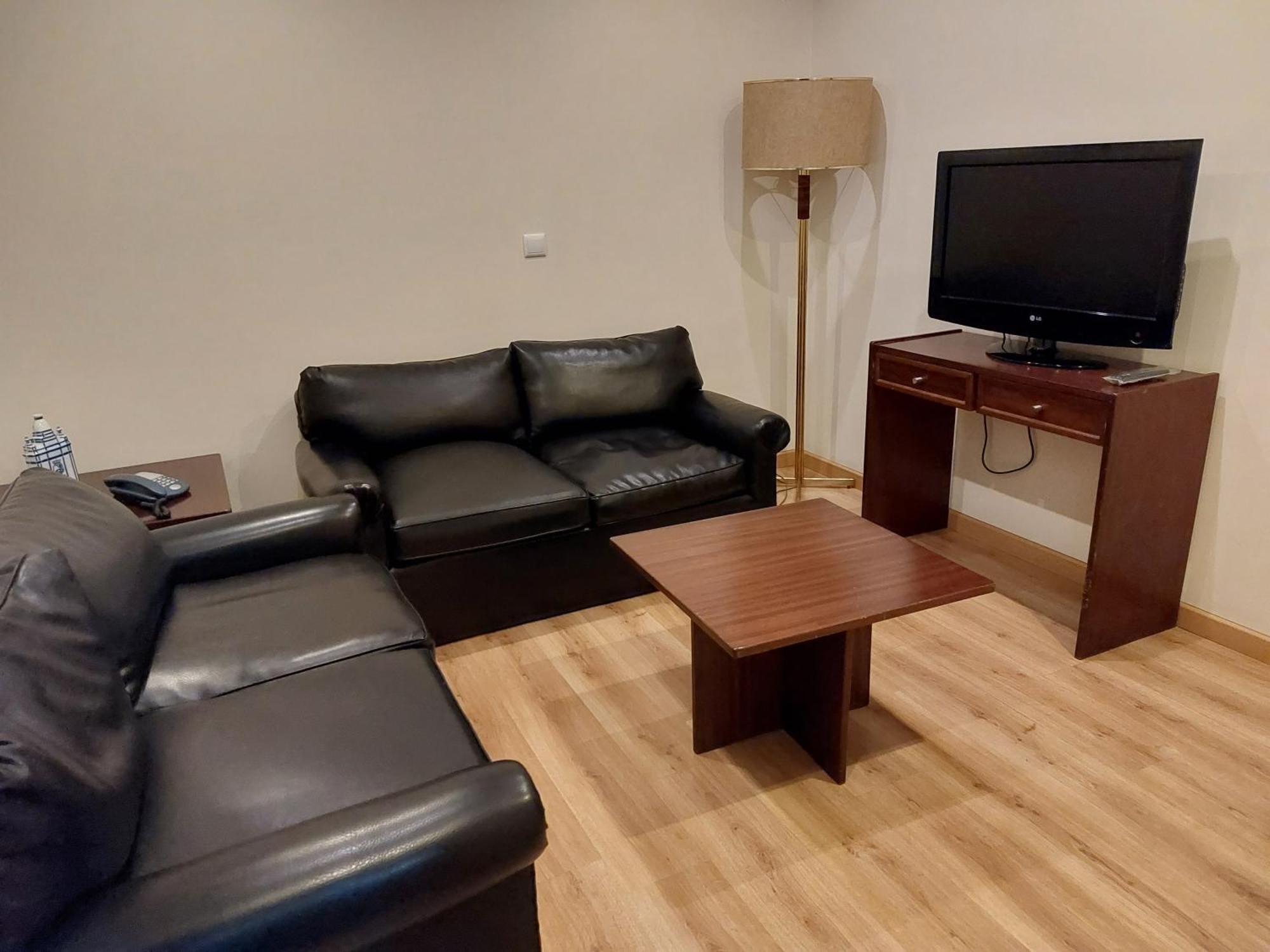 שאבס Petrus Hotel מראה חיצוני תמונה