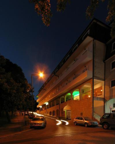 שאבס Petrus Hotel מראה חיצוני תמונה
